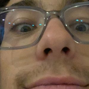 Meet your Posher, Hudson